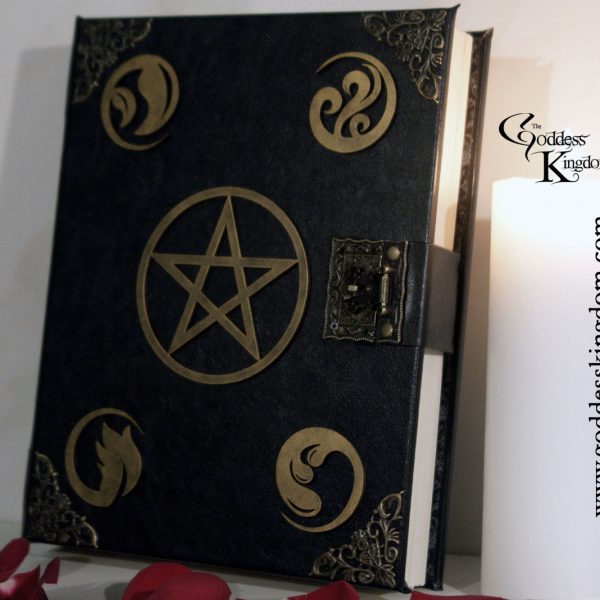 wicca pentagram book 4