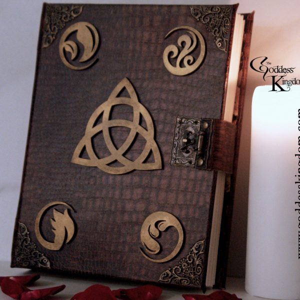WICCA TRIQUETRA-ELEMENTS FAUX CROCODILE LEATHER GRIMOIRE (BLANK PAGES)